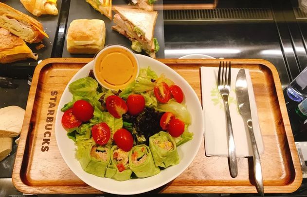 探访星巴克门店,首家社区星巴克