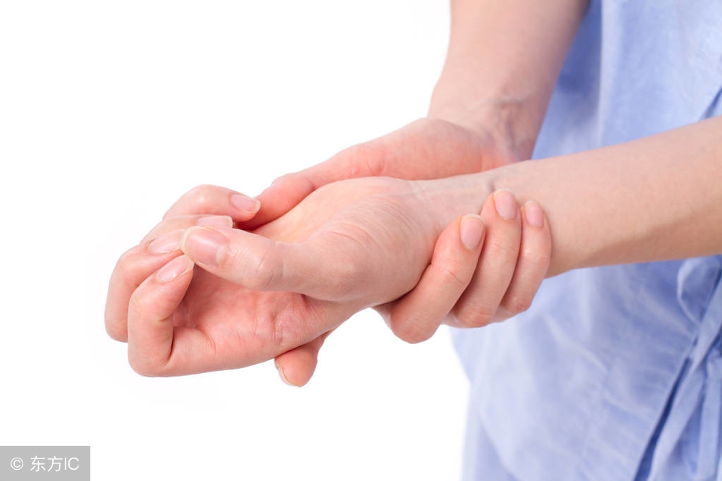 如何治疗风湿性关节炎？用上这3个小招式，或能帮你一把