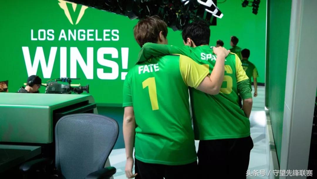 不是人人都能穿军装,不是每个人都有机会穿上军装