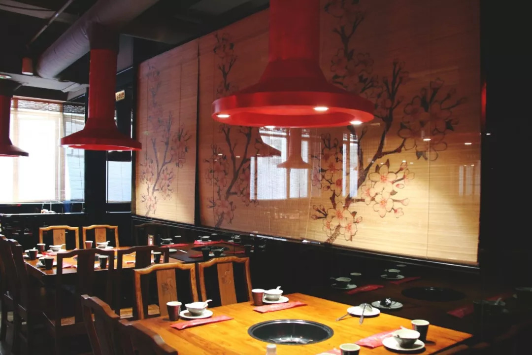 涓婃捣鐑ら腑鐏攨,鐑ら腑鐏攨涓婃捣