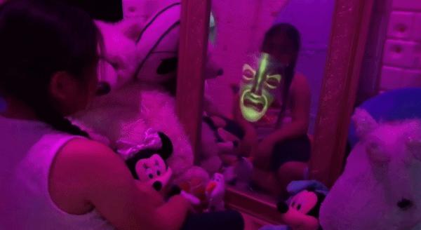 女儿的房间被改成儿童房,爸妈把女儿们的房间改成乐园