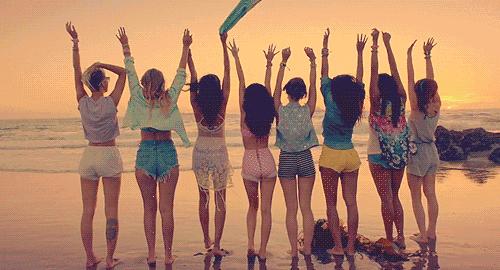 适合搭配平底鞋的裤子显瘦,短裤配高跟鞋还是平底鞋好看