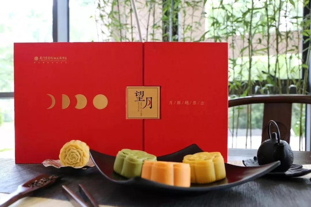 月饼经典口味礼盒,口味猎奇月饼礼盒