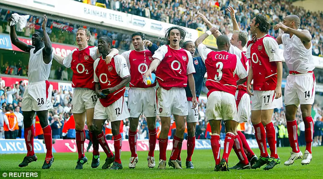 英超球衣胸前广告费用,热刺英超球衣