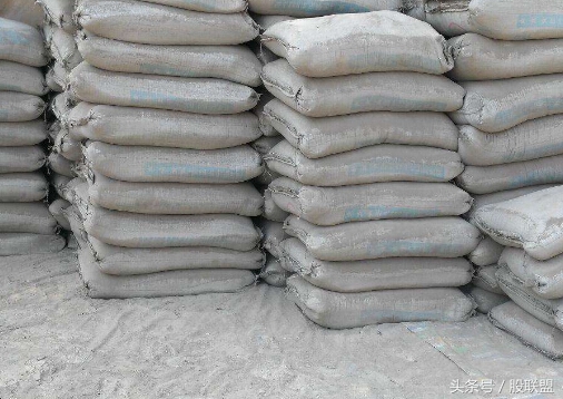 水泥股票哪些最值得长期持有,水泥股今日分析