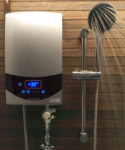 家用电热水器跟燃气热水器哪个好,电热水器跟燃气热水器比较哪个好