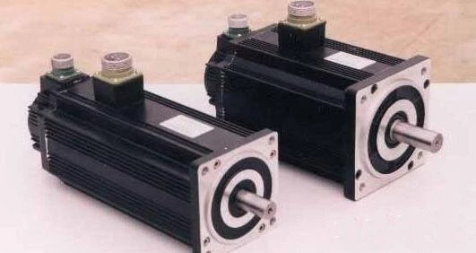 家用电热水器跟燃气热水器哪个好,电热水器跟燃气热水器比较哪个好