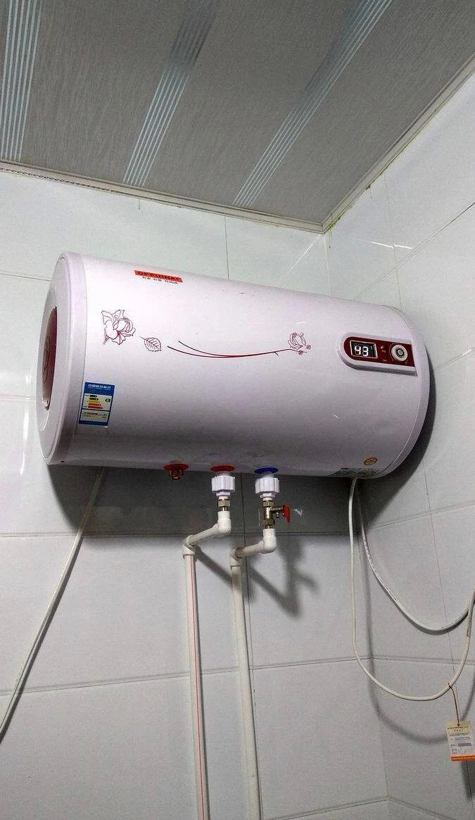 家用电热水器跟燃气热水器哪个好,电热水器跟燃气热水器比较哪个好