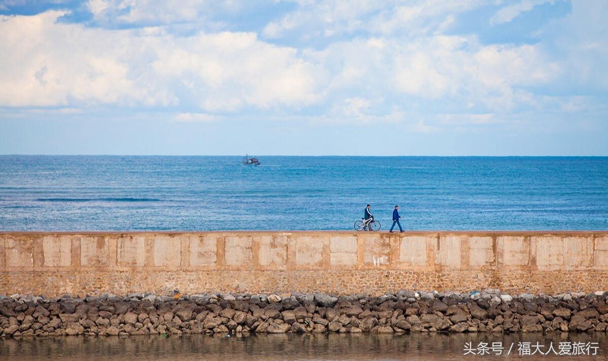 鍗¤惃甯冨叞鍗″寳闈炲挅鍟￠,鎽╂礇鍝ュ崱钀ㄥ竷鍏板崱鐨勭煡鍚嶅挅鍟￠