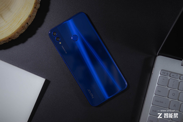 荣耀8x下巴宽度实测,荣耀8x手机技术参数