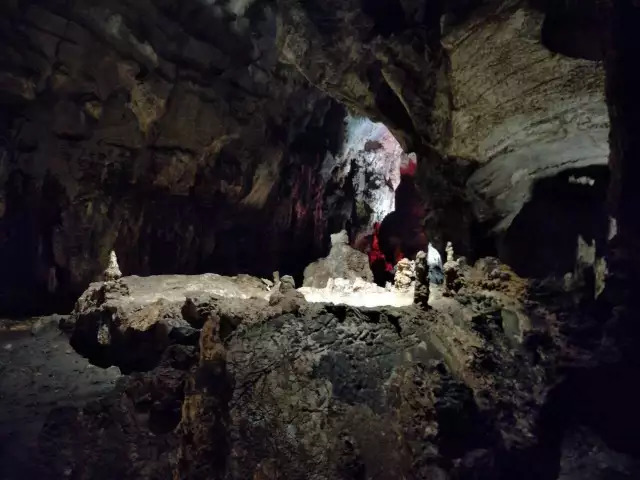 六枝特区九洞桥,六枝九洞桥门票