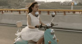 王俊凯发飙怒怼总评审团名场面,王俊凯金马奖