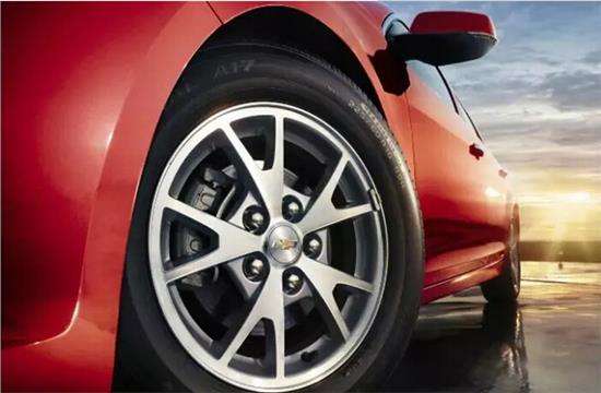 如何买轮胎显得很专业,如何购买自己的轮胎