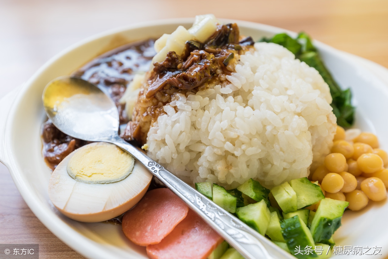 二型糖尿病早餐吃主食吗,糖尿病人早餐主食量应在多少