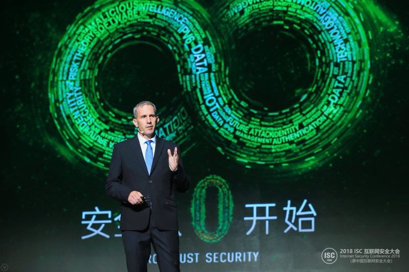 全球顶级黑客组织首领,美国20多名顶级黑客专家