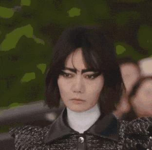 拍裸戏，演“*气娃充**娃”，她的性感很高级