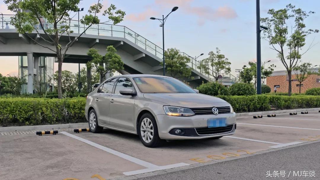 大众速腾pq35平台和mqb平台哪个好,18款速腾是pq35平台打造的