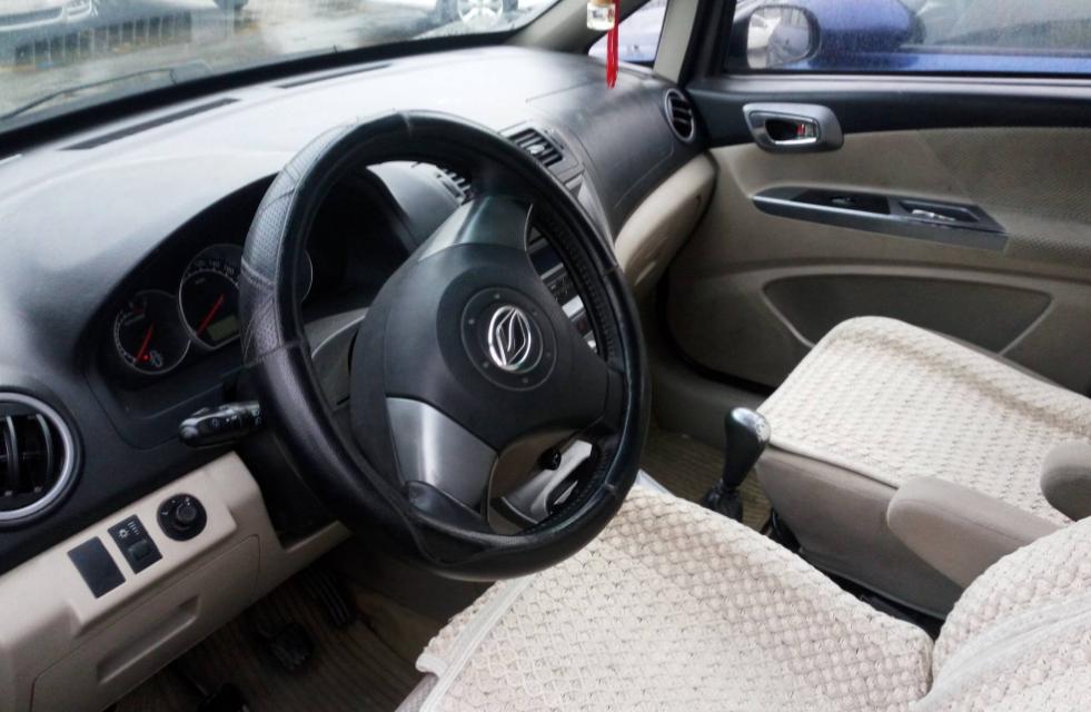 陆风风尚车价格,陆风风尚2015款