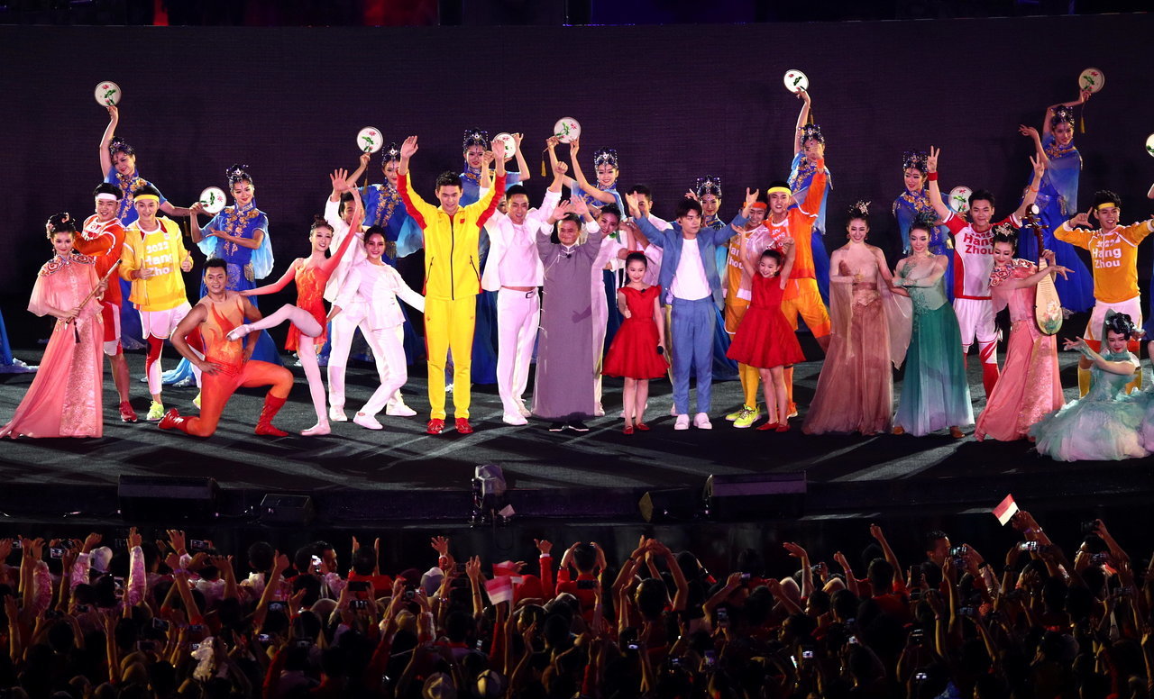 足球场上，让我们用袜子来一决胜负！