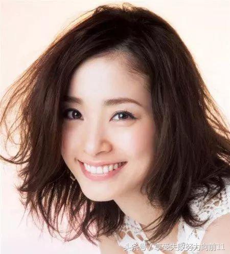 lisa同款齐肩短发大脸,大脸适合什么齐肩短发