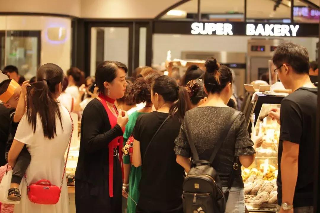 太疯狂了！今天，全淮南人都去了这个地方，万达广场盛大开业……