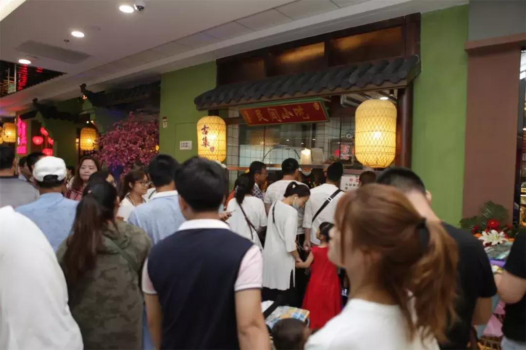 太疯狂了！今天，全淮南人都去了这个地方，万达广场盛大开业……