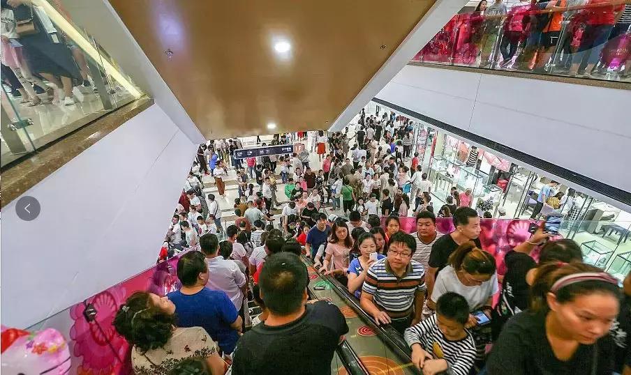 太疯狂了！今天，全淮南人都去了这个地方，万达广场盛大开业……