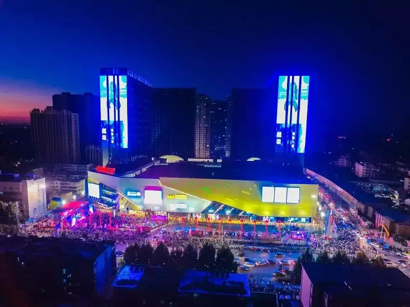 太疯狂了！今天，全淮南人都去了这个地方，万达广场盛大开业……