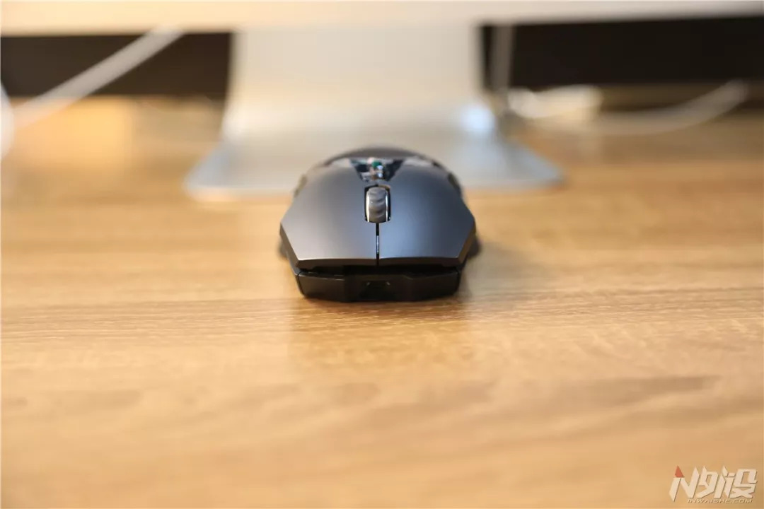 雷柏vt960双模鼠标评测,雷柏鼠标vt950滚轮有问题