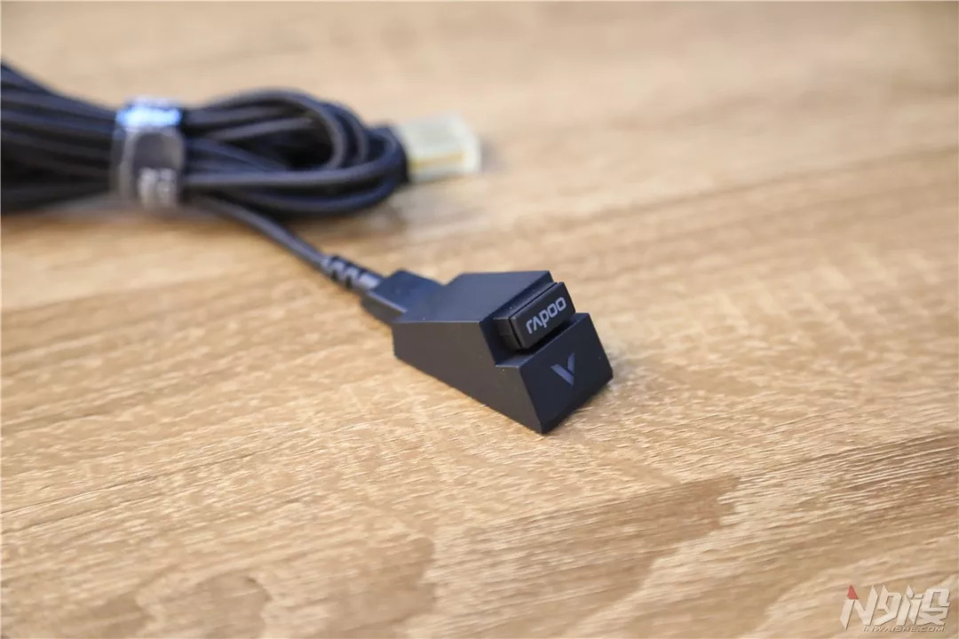 雷柏vt960双模鼠标评测,雷柏鼠标vt950滚轮有问题