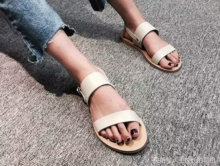 淘宝便宜又好看的鞋子推荐,有哪些价格不贵又好穿的鞋子