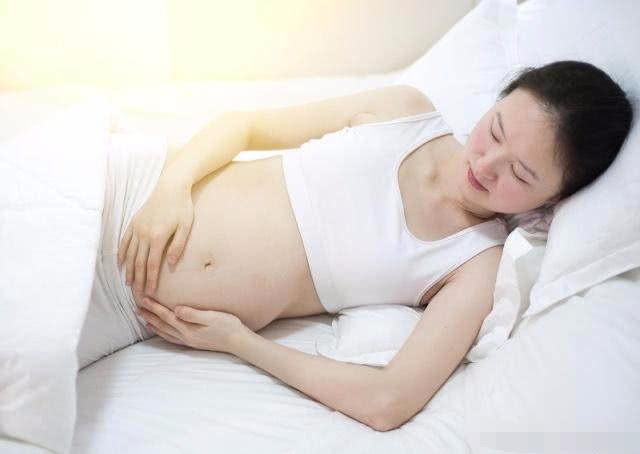 怀孕期间,若孕妇动了“胎气”,你可能会出现这3个“感觉”!