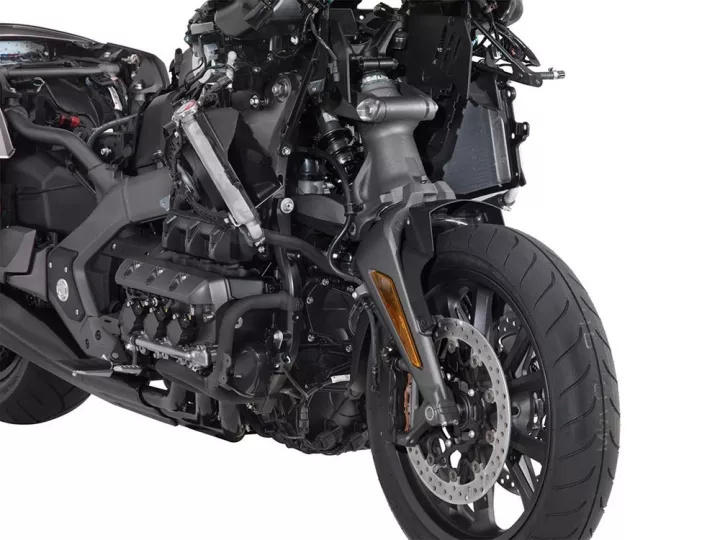 豪华摩托车旗舰，本田金翼（GOLDWING）国内售价公布，41.8万起