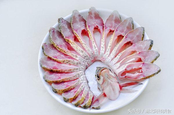 特色鱼如何改刀,鱼怎么改刀炸出来的好看