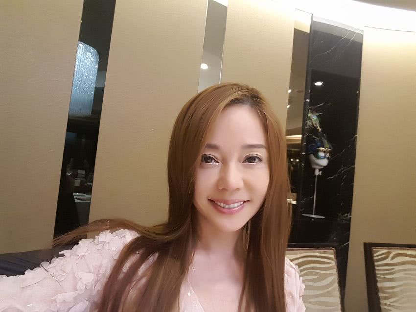 她与儿子同床十多年，有了生理反应才分房，把儿子宠进监狱！