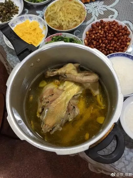 没错！wuli崇明人白露就是要吃鸡的~