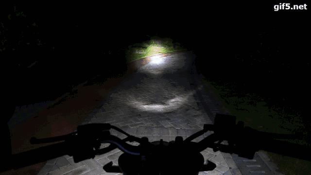 力帆kpm200座高测评,力帆kpm200两款对比