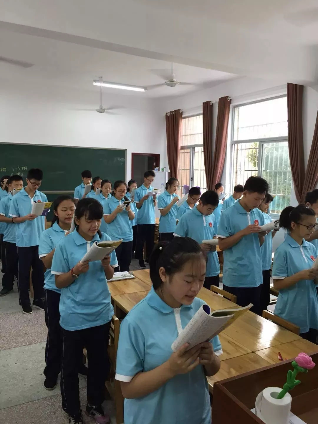 风正好扬帆图片,风正好扬帆的上句