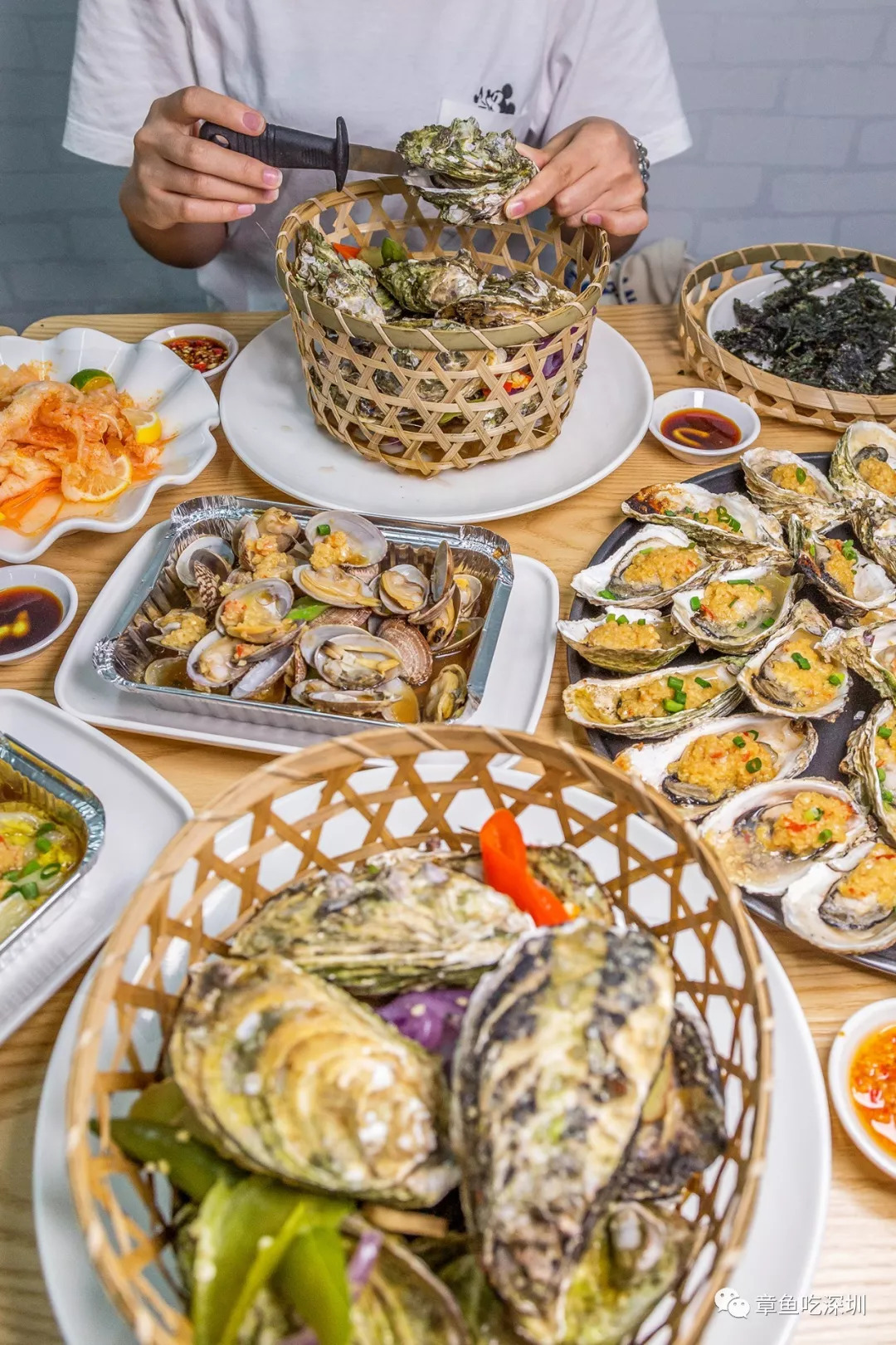 深圳竹篮蒸生蚝,深圳新安秦师傅竹篮蒸生蚝