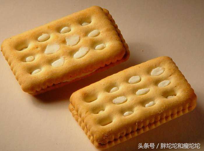 有哪些垃圾食品是列入黑名单的,被大家误会成垃圾食品的几大食物