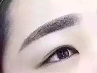 美瞳线加粗后期好看吗,美瞳线纹的太细掉痂根本看不出来