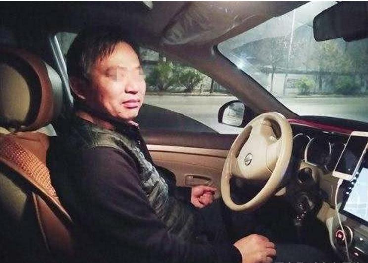 滴滴司机不能跑滴滴顺风车吗,滴滴顺风车乘客不来有赔偿吗