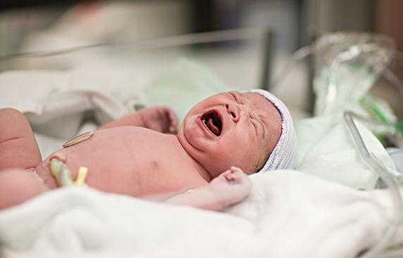 宝宝淹脖子用什么方法解决,宝宝淹脖子是什么原因引起的