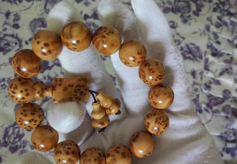 各种文玩木质包浆手串,十大必买文玩排名