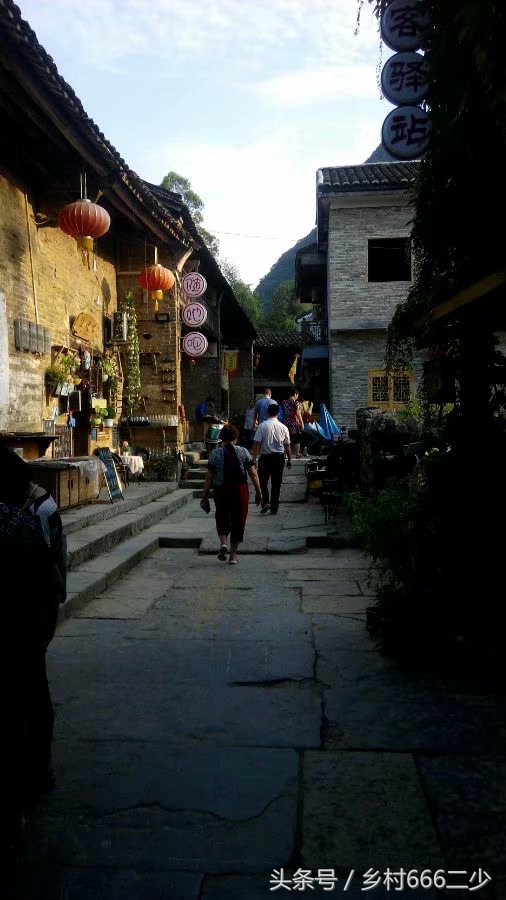 平凡之路赏析,平凡之路赏析及感悟