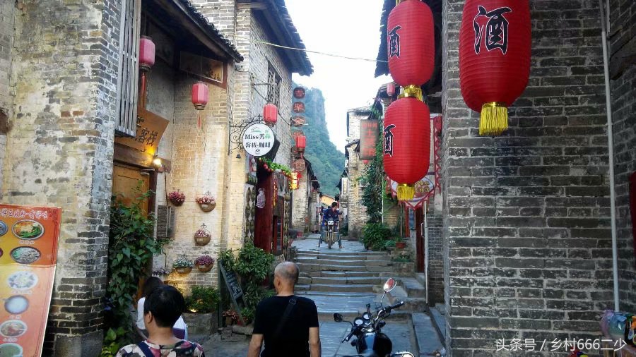 平凡之路赏析,平凡之路赏析及感悟