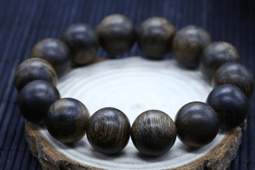 各种文玩木质包浆手串,十大必买文玩排名