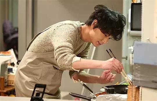 99%的父母都不知道孩子的一些事情,父亲决定女儿未来的家务量