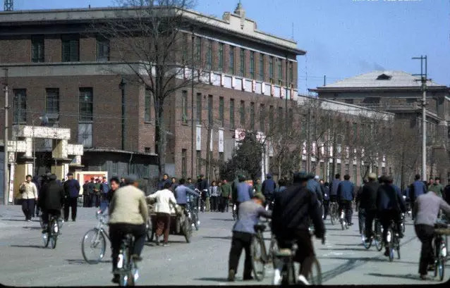 FUN|美国人拍摄1972年唐山