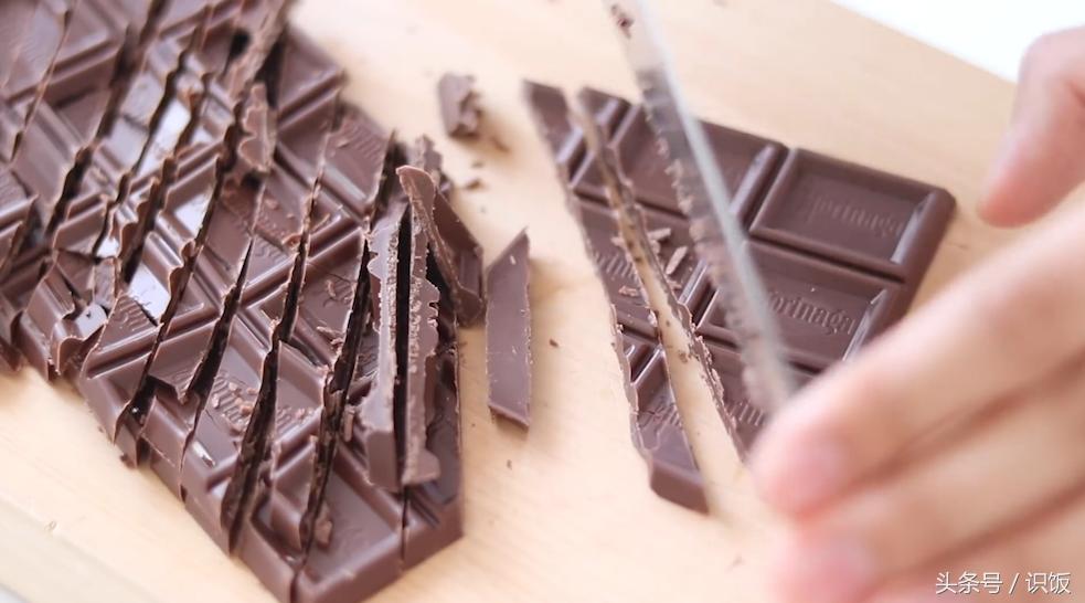 怎么做巧克力百利甜芝士蛋糕呢,蛋奶酥芝士蛋糕